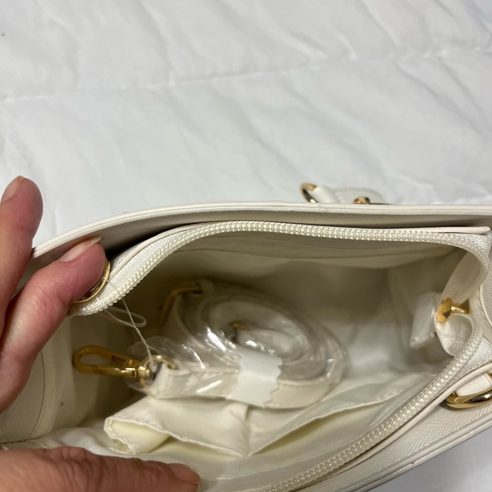 White purse